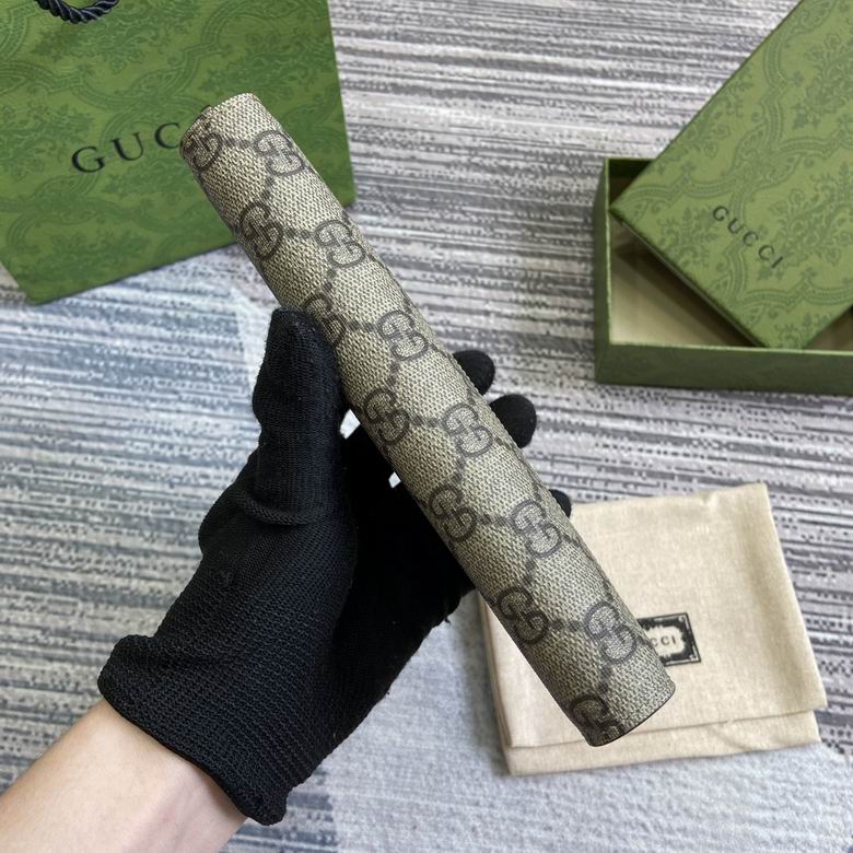 790057 19X10X2.5cm MP 3