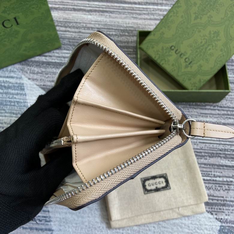 790057 19X10X2.5cm MP 7