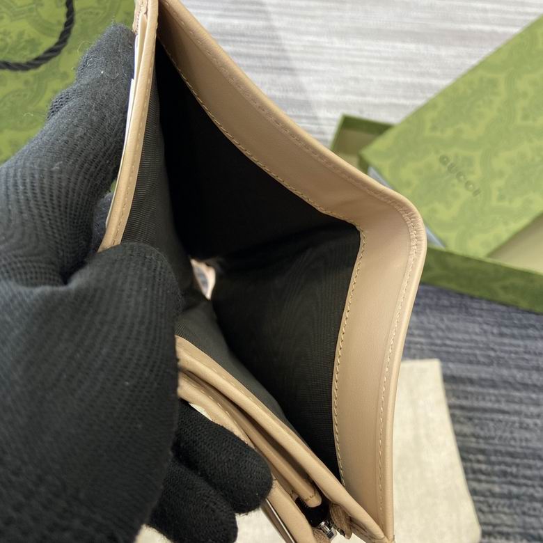 790063 18X14X3cm MP 3色 25