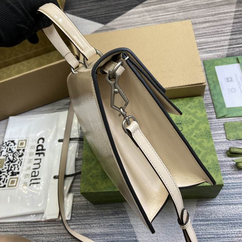 795007 29X20X10.5cm MP 3