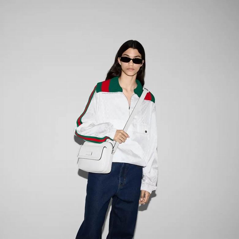 795464 18X23X7cm MP 3