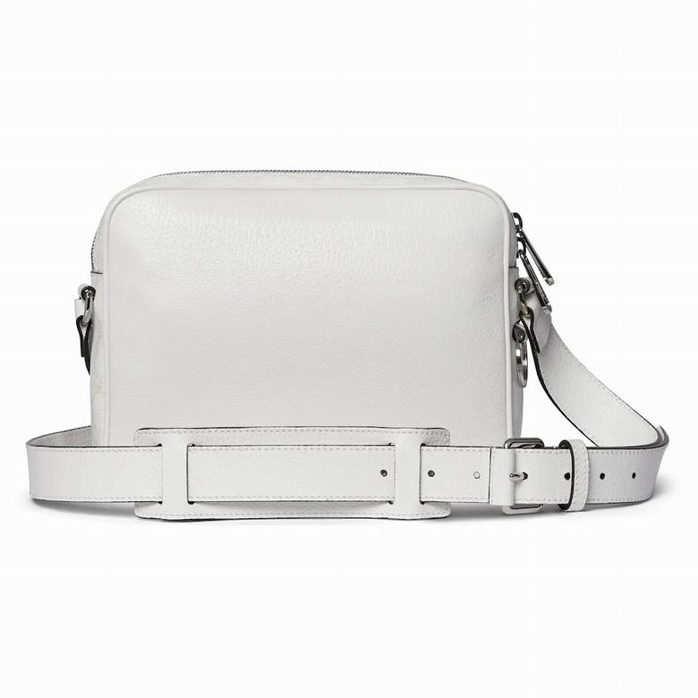 795464 18X23X7cm MP 4