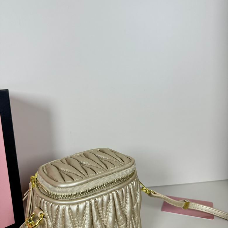 7X10.5X9.5cm 062402 XMY 12色 59