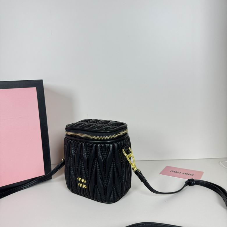 7X10.5X9.5cm 062402 XMY 12色 84