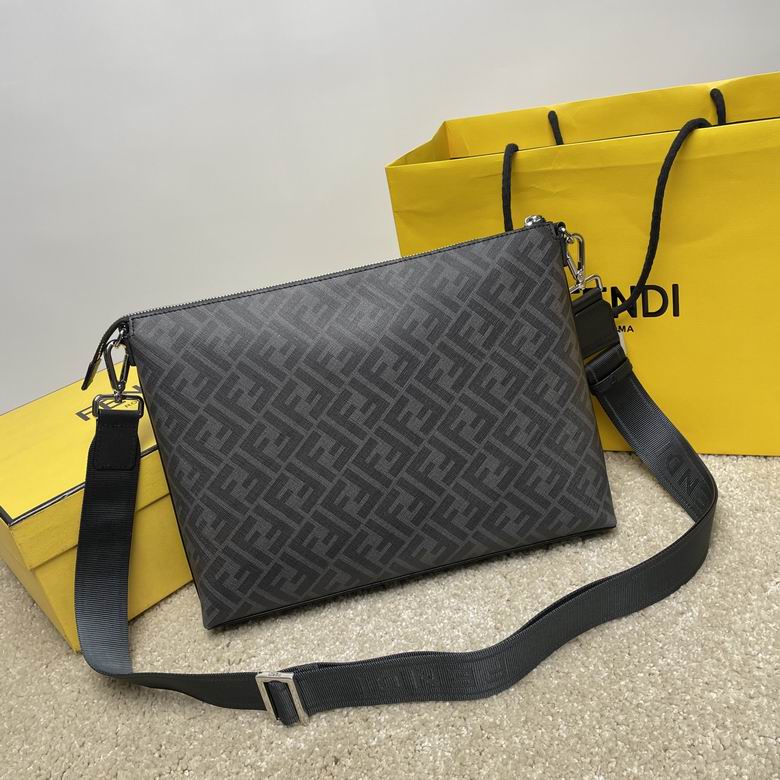 7vA470 34X26X6cm XM 4