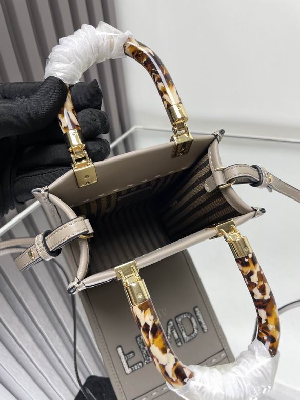 8002 13X6.5X18cm H 4色 17