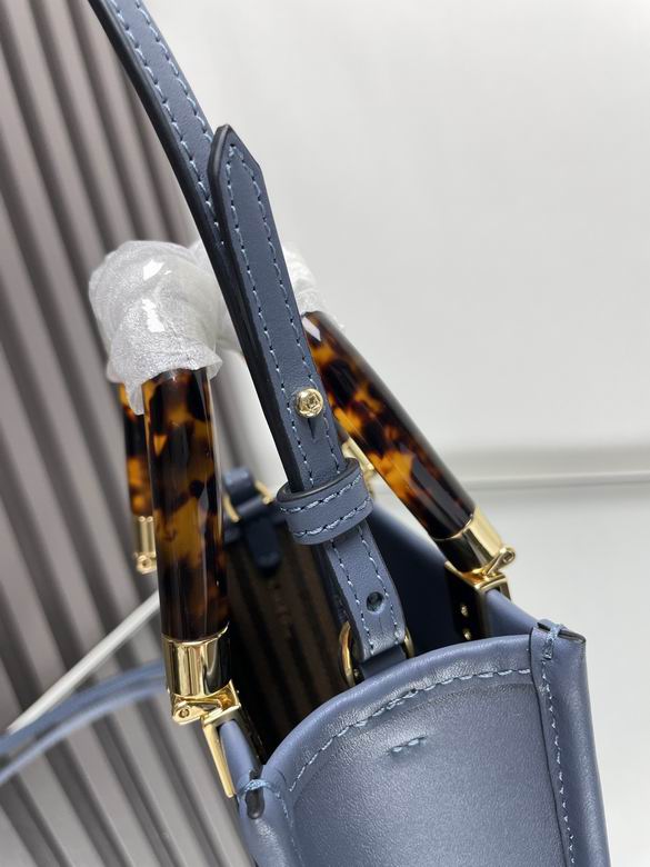 8002 13X6.5X18cm H 4色 23