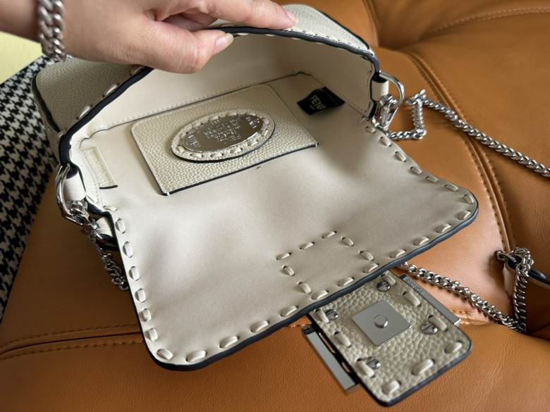 8017M75 20X5X13cm H 8色 27