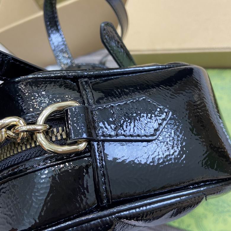 802448 24X13X7cm MP 7