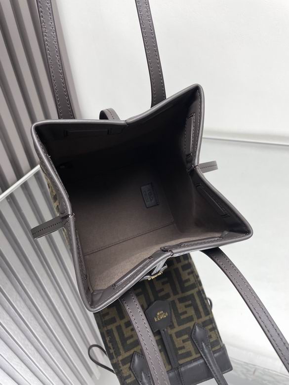 8092B68 15X18.5X15cm H 6