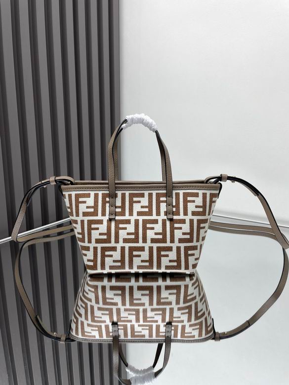 8100 23X19.5X15cm H 3色 0