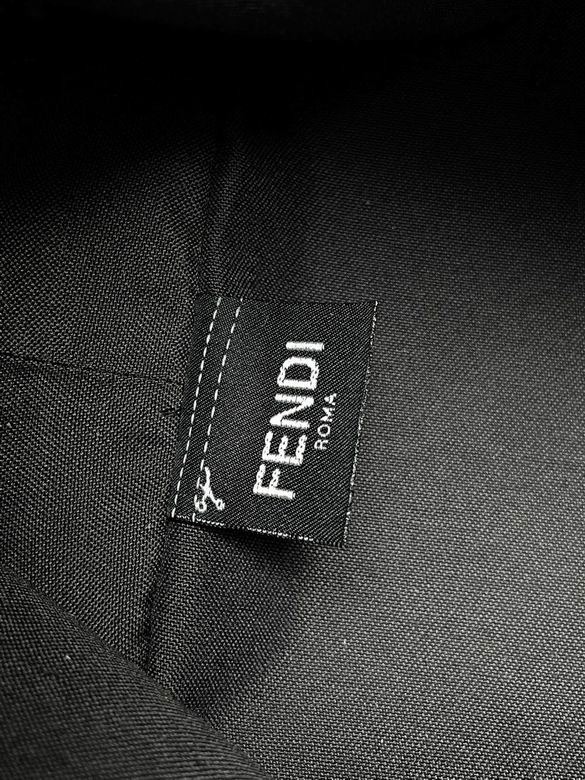 8100 23X19.5X15cm H 3色 25