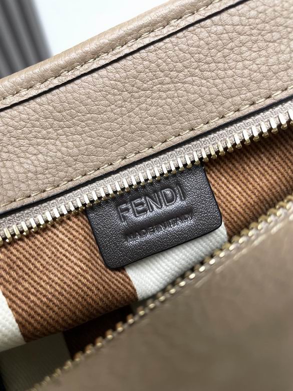 8100 23X19.5X15cm H 3色 6