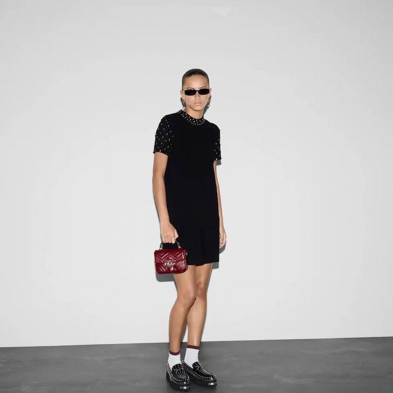 811238 17X13X6cm MP 3色 7