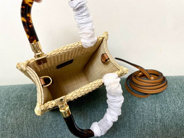 8376 13X6.5X18cm SF 6