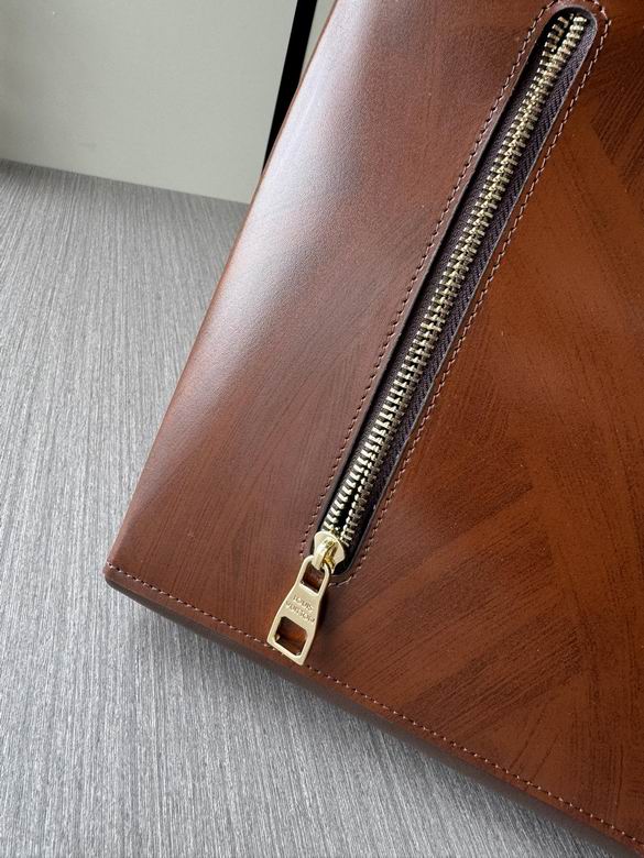 8472-1 39X29X7cm XM 5