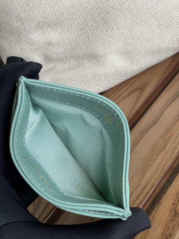 AP1167 11.2X7.5X0.5cm WO 6 (7)