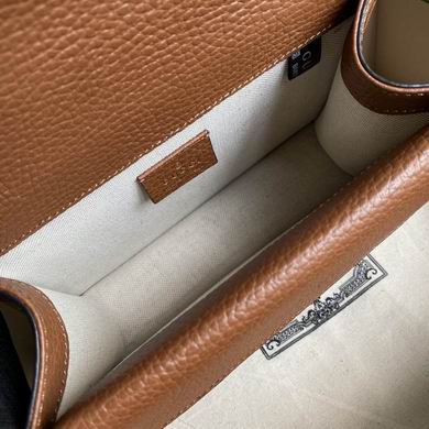 BA421970 20X15.5X5 (8)