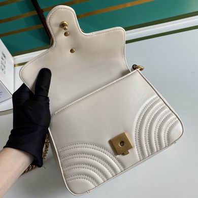 BA547260 21x15.5x8 (16)