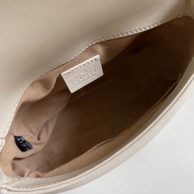 BA547260 21x15.5x8 (18)