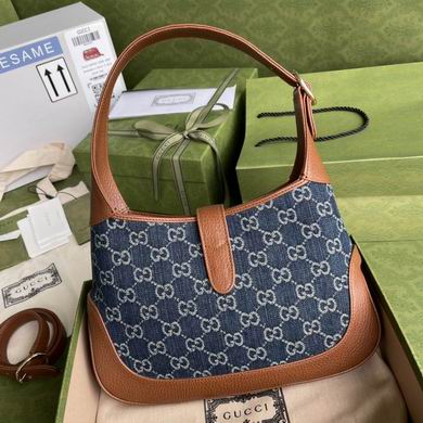 BA636706 28X19X4.5 (16)