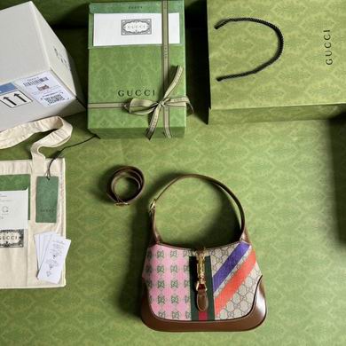 BA636706 28X19X4.5 (3)