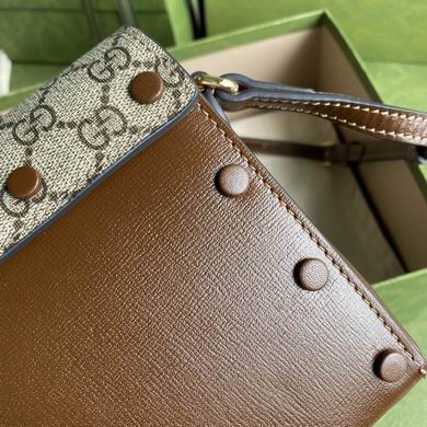 BA637048 20.5X15.5X6 (8)