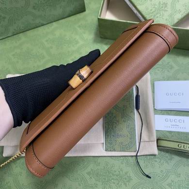 BA658243 19X10X3.5 (24)