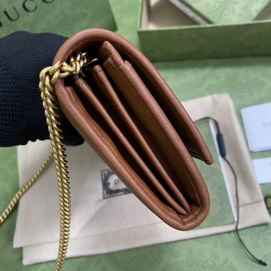 BA658243 19X10X3.5 (26)