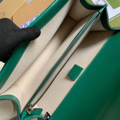 BG400249 28X17X9 (16)