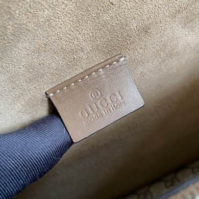 BG403348 30x21x10 (32)