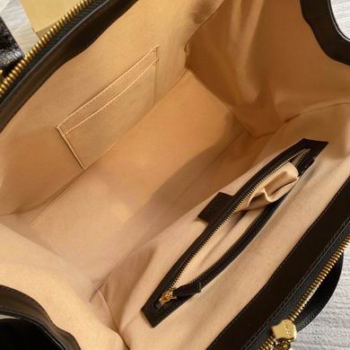 BG524537 33x24.5x17.5 (12)