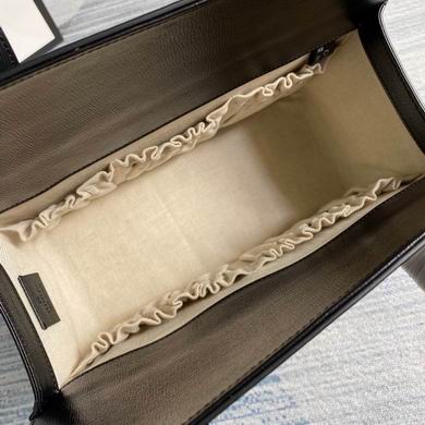 BG627323 27.5X17.5X11 (40)