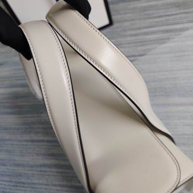 BG627323 27.5X17.5X11 (8)