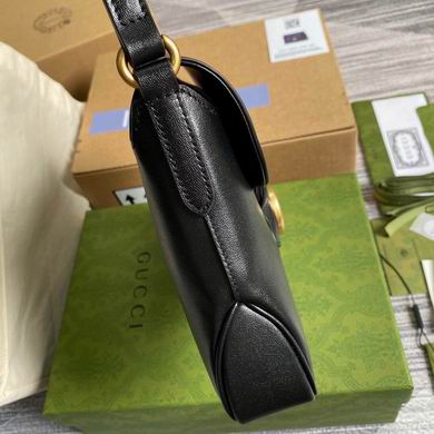 BG648934 23.5x17.5x5 (27)