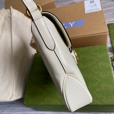 BG648934 23.5x17.5x5 (3)