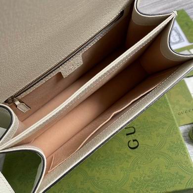 BG651055 25x17.5x7 (6)