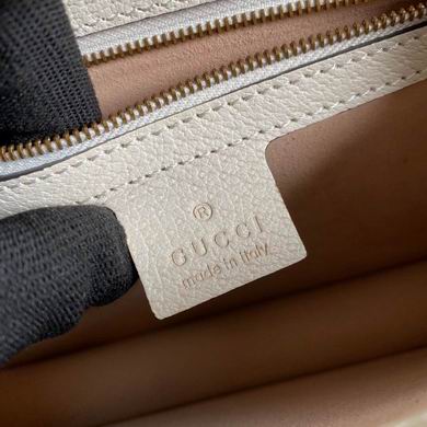 BG651055 25x17.5x7 (9)