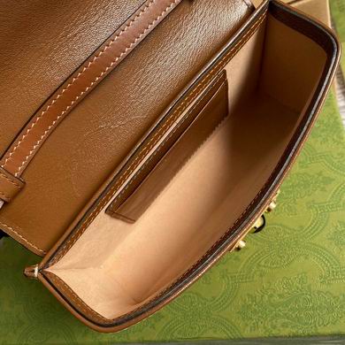 BG652683 18X10X5 (16)