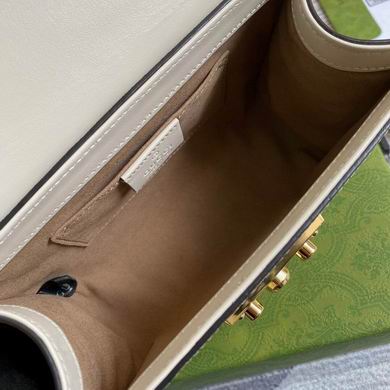 BG652683 18X10X5 (19)