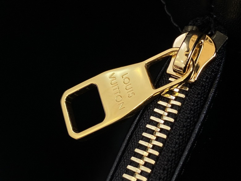 Cap M24607 38x23x16cm gf1_9