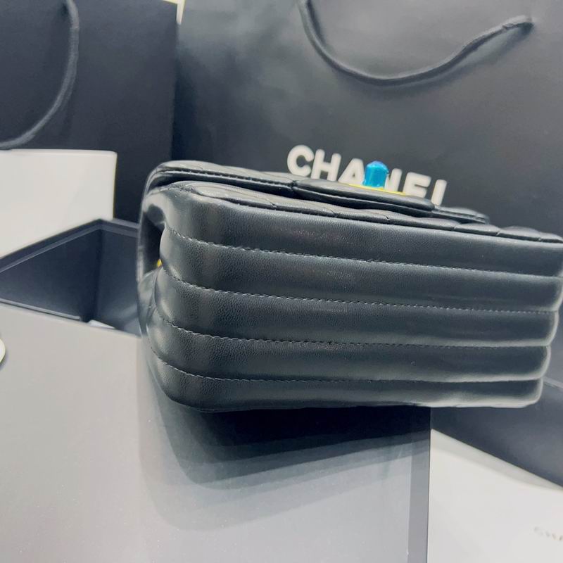 Chanel 羊皮18cm CN (6)
