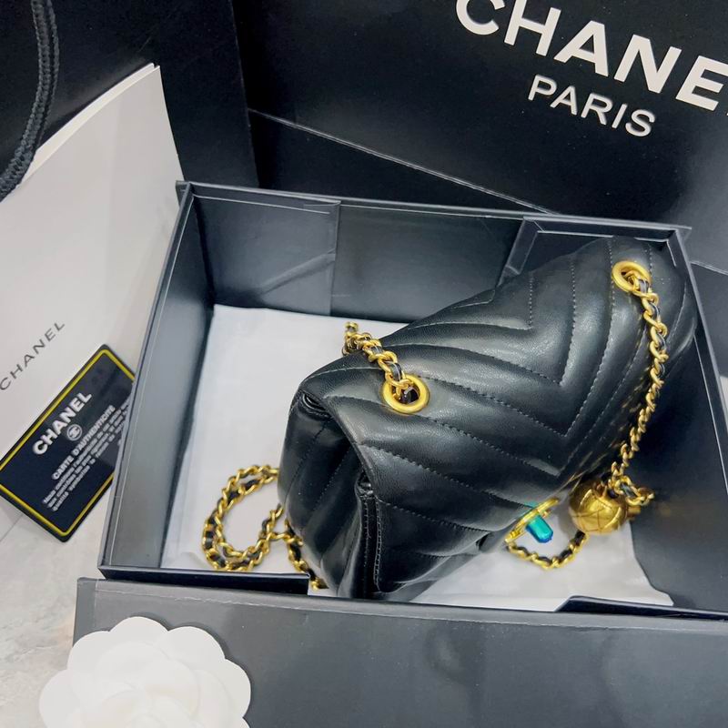 Chanel 羊皮18cm CN (7)