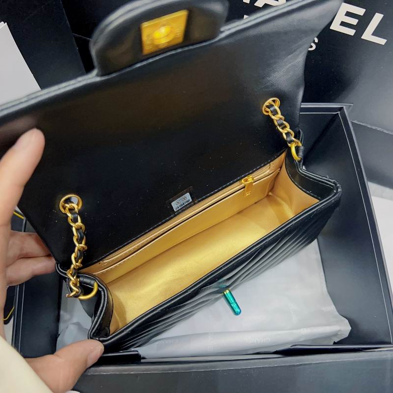 Chanel 羊皮20cm CN (9)