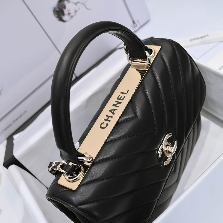 Chanel 19ss AS92236 25x12x17cm AL04 (5)