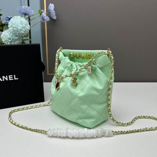 Chanel 3793 17x17x8cm ww (4)
