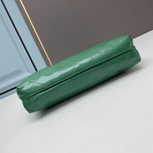 Chanel AS3260 30x30x7cm ww 10 (3)