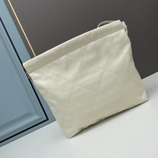 Chanel AS3260 30x30x7cm ww 3 (2)