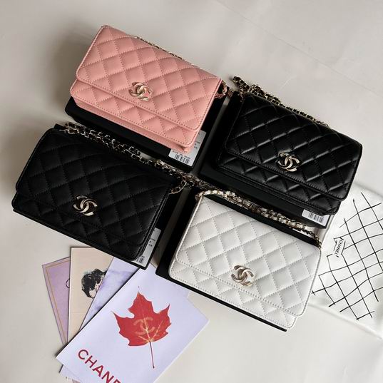 Chanel cf A33814 19cm zy (1)