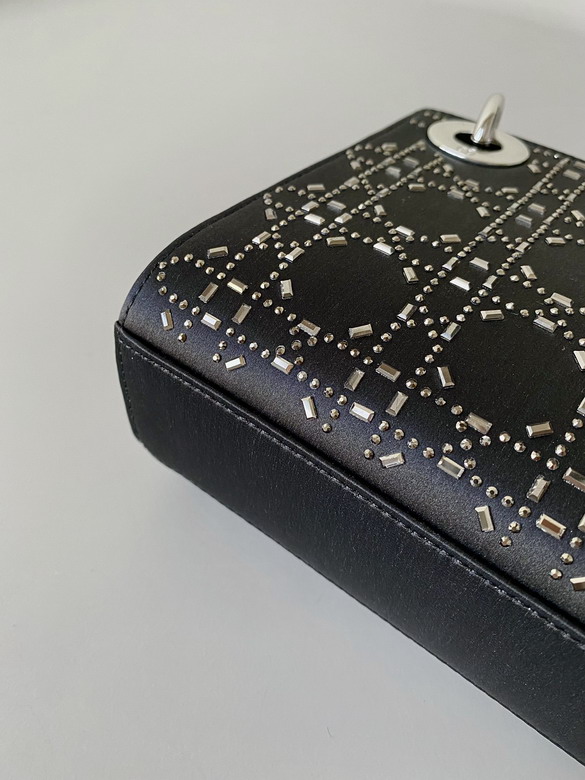 Dior 1004 17x15x7cm wz_4